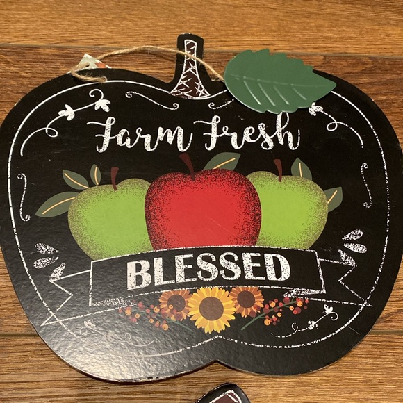 Decorative Wall Hangers - Picture 2 of 6